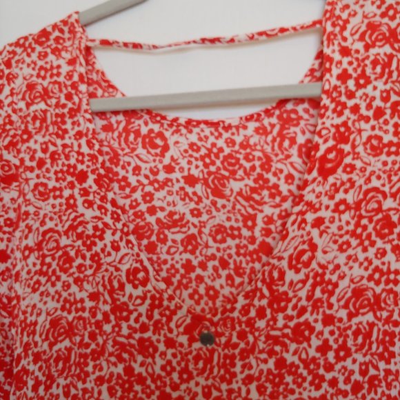 Billabong red and white floral boho backless long sleeve 100% rayon Size M - Picture 6 of 9